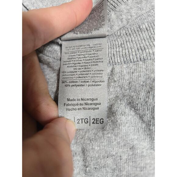 Gildan 2xl women's grey long sleeve printed shirt - Picture 5 of 7